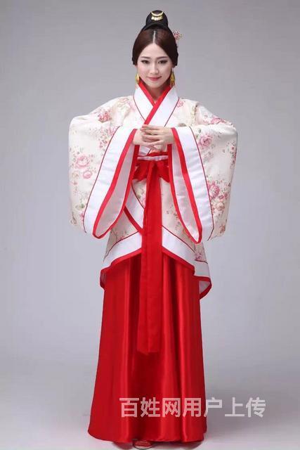 哈爾濱創(chuàng)意畢業(yè)照服裝租賃指南 古裝漢服出租，定格青春最美瞬間